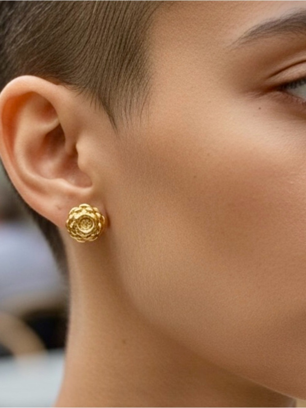 Zoetik Stud Earrings